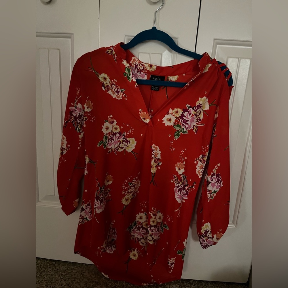 rue 21 top